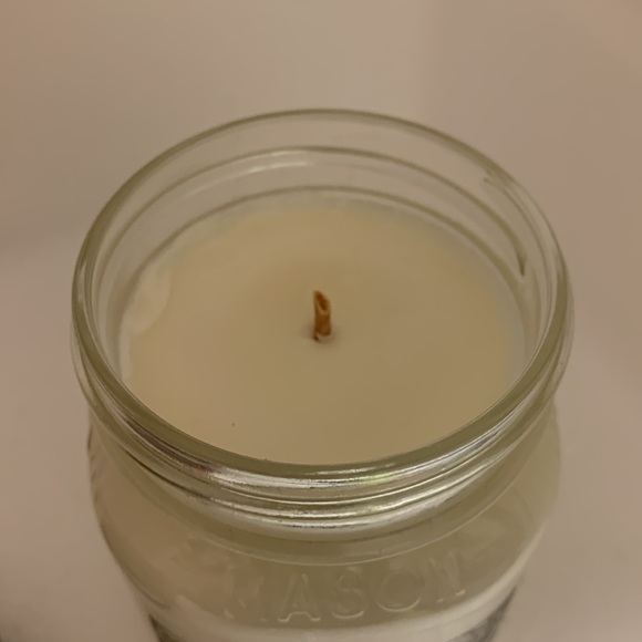 Sugar & Spice candle - Picture 2 of 9